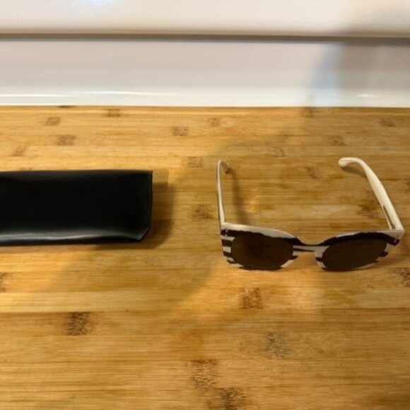 Isabel Marant 52mm Gradient Cat Eye Sunglasses -  IVORY PATTERN/ GREY - NWOT - Picture 16 of 16